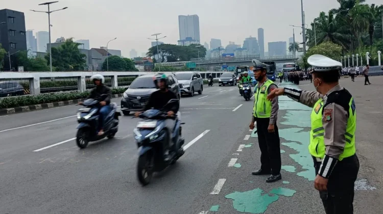 Rapat Paripurna, Pengamanan Disiagakan di Depan Gedung DPR Jakarta