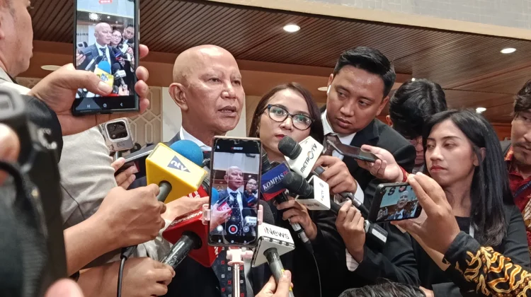 Jaga Stabilitas Rupiah, Ketua Banggar Harap BI Naikkan Suku Bunga Acuan