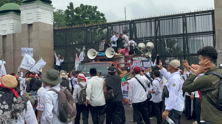 Guru Madrasah Swasta Tuntut Kesejahteraan, Minta Pemerintah Terbitkan Keppres
