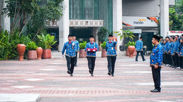 Mensos Minta Sekolah Rakyat Bebas Korupsi