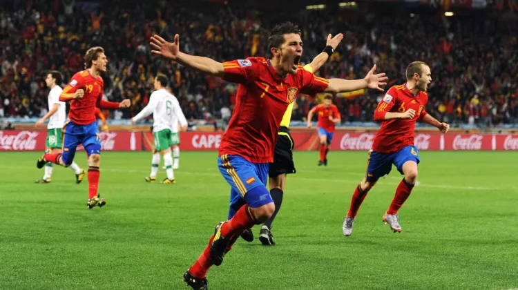 La Roja Spanyol Incar Piala Dunia Keduanya