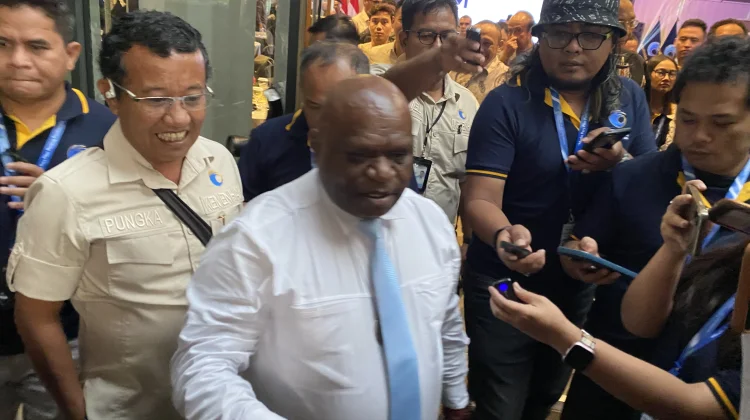 Menteri HAM Dorong Perlindungan Pers dari Tekanan Berbagai Kepentingan