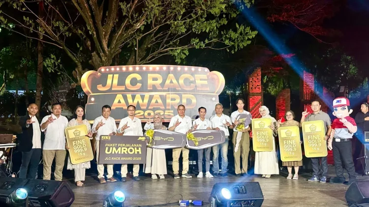 JLC Race Award 2025 Apresiasi Pelanggan Setia JNE