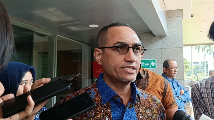IHSG Anjlok 3 Persen saat Bursa Asia Hijau, OJK Beri Penjelasan