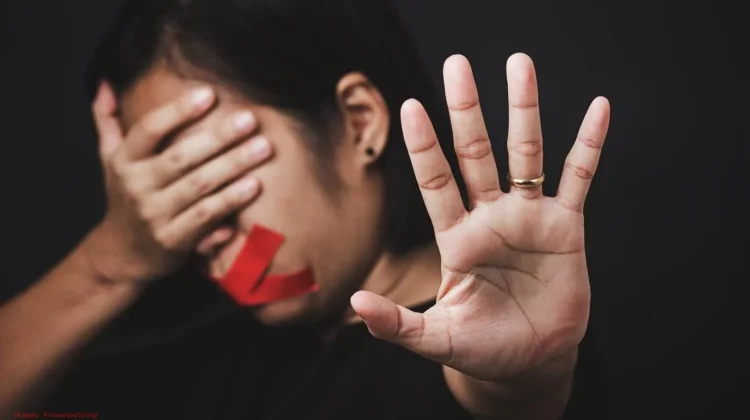 UI Skors 15 Mahasiswa Terkait Kasus Dugaan Pelecehan di Grup Chat