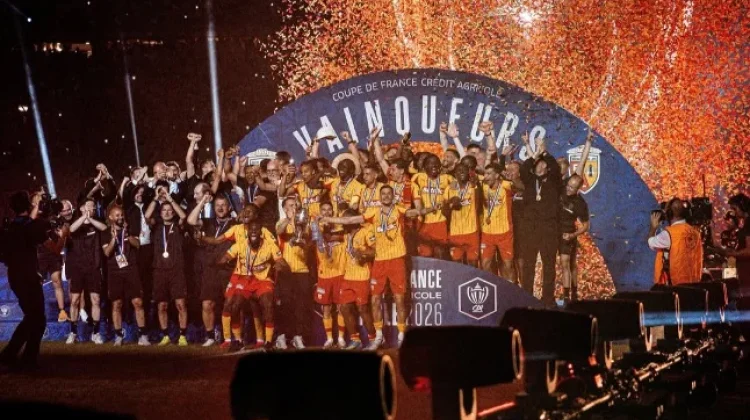Ukir Sejarah, Lens Juarai Piala Prancis untuk Pertama Kali