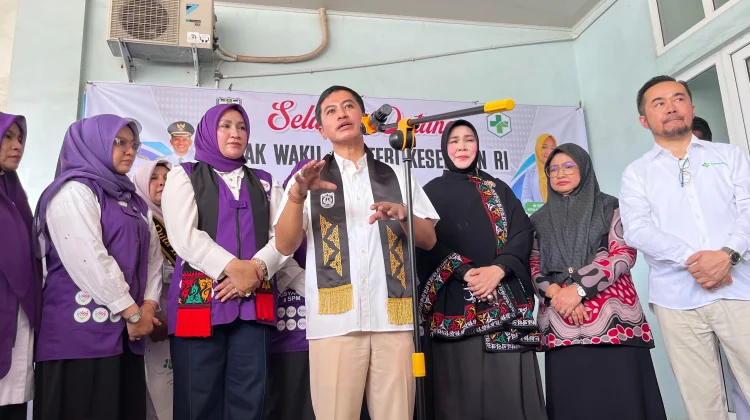 Wamenkes Usulkan Imunisasi Hari Libur untuk Tingkatkan Vaksinasi Anak