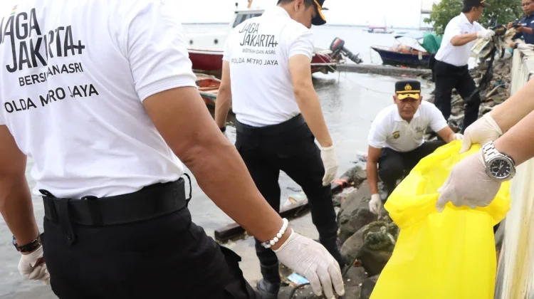 Polres Kepulauan Seribu Canangkan Gerakan Pilah Sampah