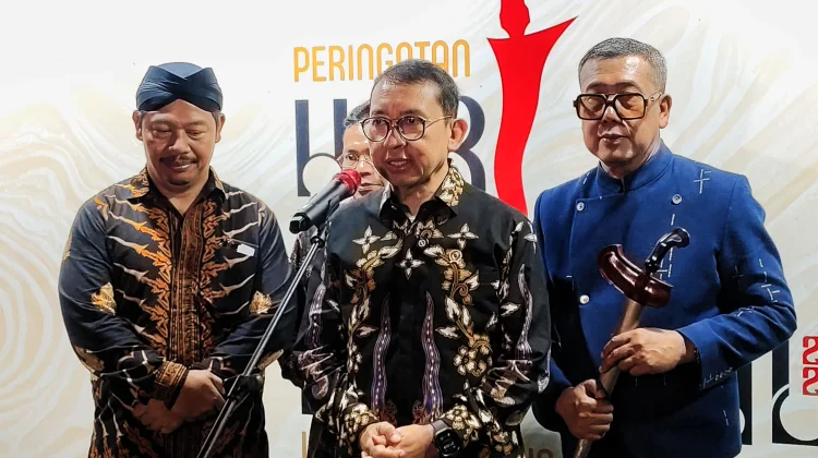 Menbud Fadli Tekankan Pentingnya Literasi Keris Nusantara