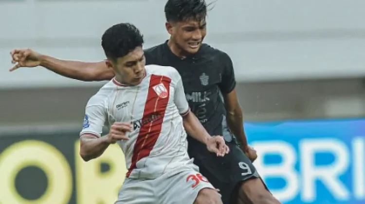 Persita Turun ke Peringkat 10 usai Kalah dari Persis 1-3