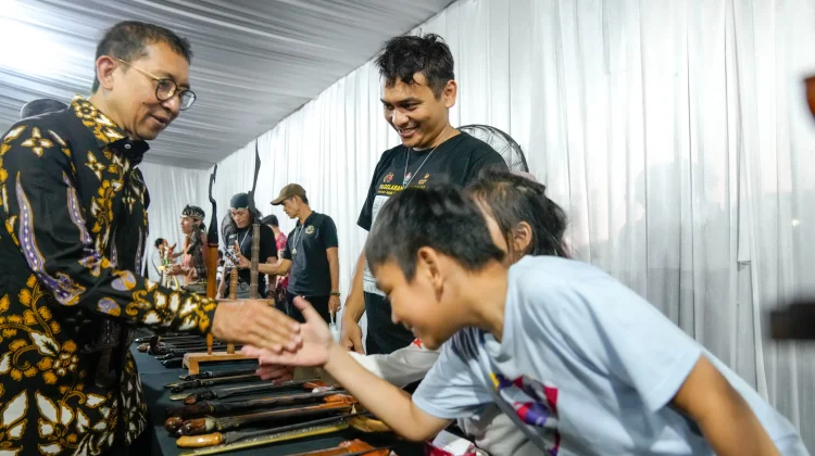 Menbud Fadli Nilai Minat Generasi Muda terhadap Keris Meningkat