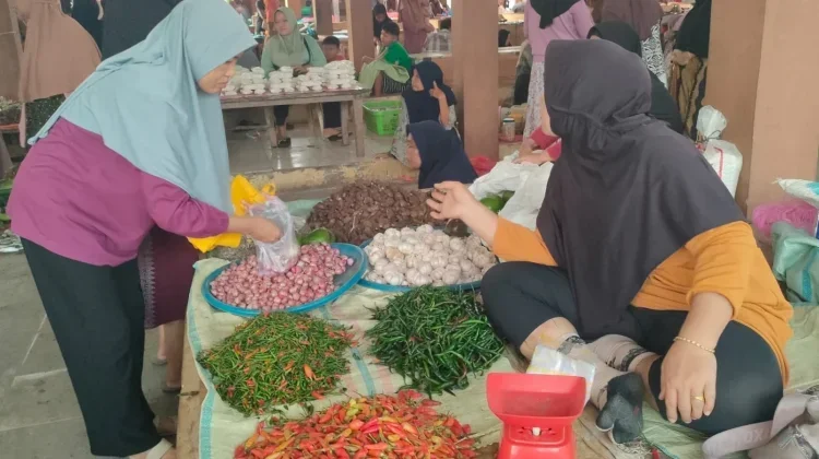 Jelang Iduladha 2026, Sejumlah Harga Komoditas Pangan di Jakarta Naik