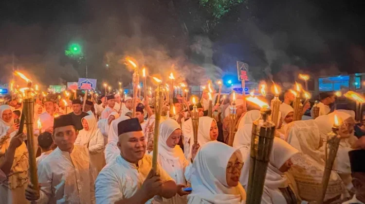 Bacaan Takbiran Iduladha versi Panjang dan Pendek, Lengkap dengan Latin dan Arti