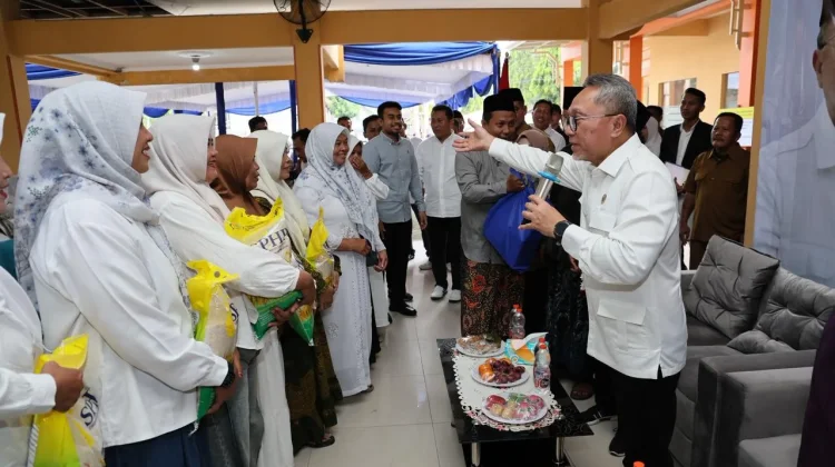 Menko Pangan Pastikan Harga Sembako Stabil Jelang Iduladha