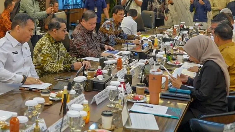 Menteri Ekraf: Pemerintah Turunkan PPh Royalti Penulis