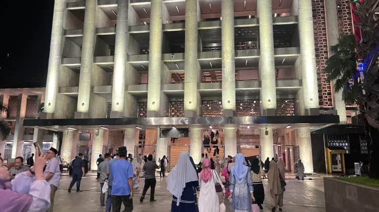 Wakil Presiden Gibran Dijadwalkan Salat Iduladha di Masjid Istiqlal