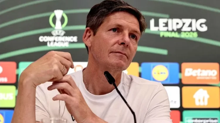 Oliver Glasner Minta Palace Juara Liga Konferensi