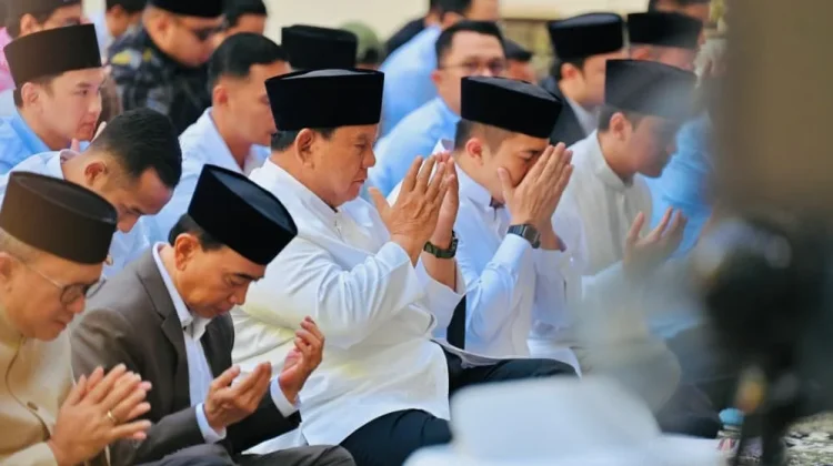 Presiden Prabowo Salat Iduladha di Paris Bersama Diaspora Indonesia