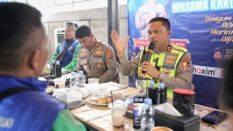 Kakorlantas Minta Seluruh Jajaran Dirlantas Bangun Kedekatan dengan Sopir Ojol