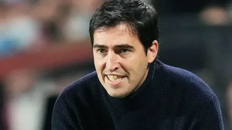 Andoni Iraola Siap Gantikan Glasner di Crystal Palace