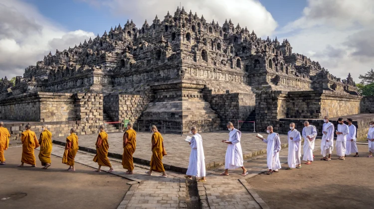 Candi Borobudur Tetap Buka saat Hari Waisak 2026, Simak Jam Operasionalnya