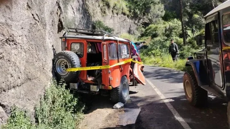Kalpores Beberkan Penyebab Jeep Wisatawan Terguling di Bromo