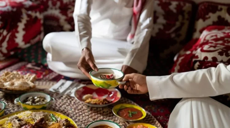 Tradisi Warga Saudi Sediakan Makanan Gratis
