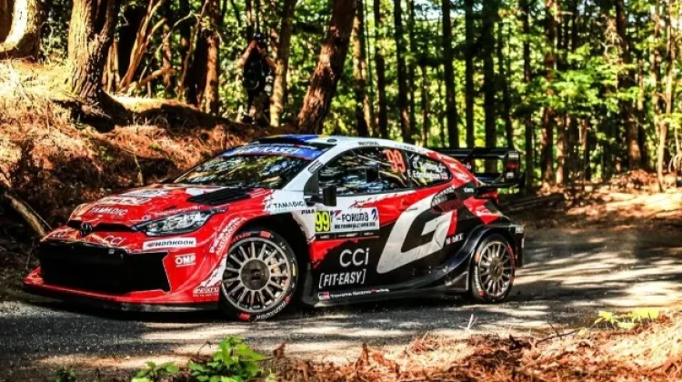 Selisih Menipis, Duel Solberg-Evans Memanas di Reli Jepang