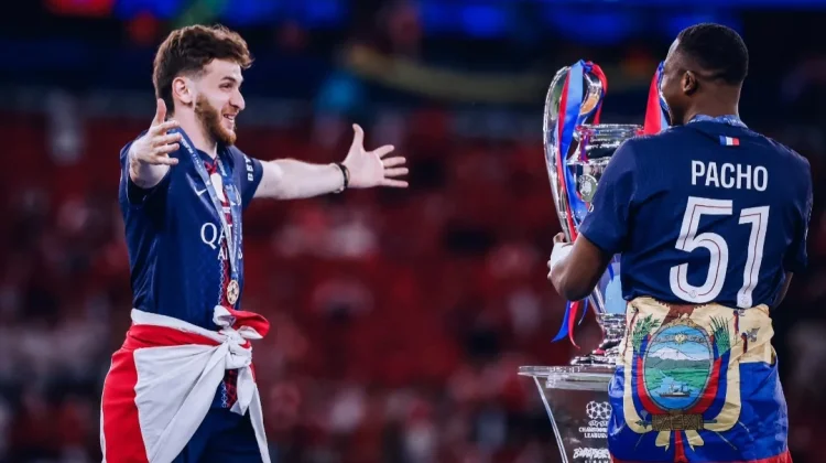 Usai PSG Juara Liga Champions, Kvaratskhelia: Kami Sangat Bangga