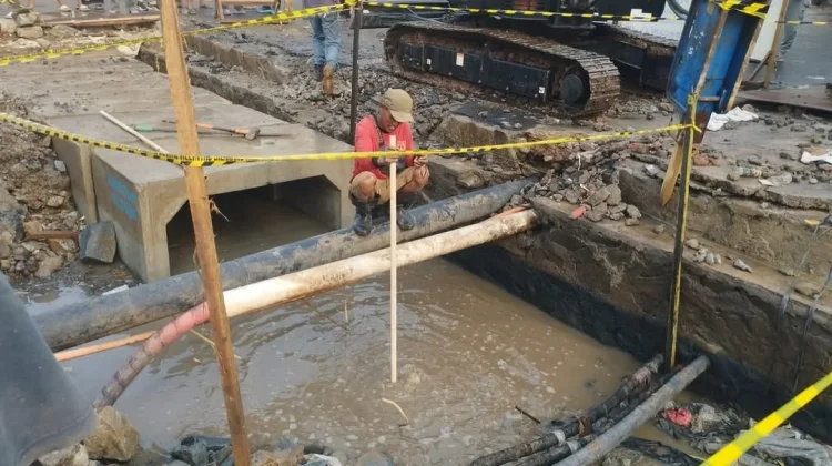 Sempat Terhenti, Pemkot Bekasi Lanjutkan Proyek Pedestrian di Jalan Sudirman