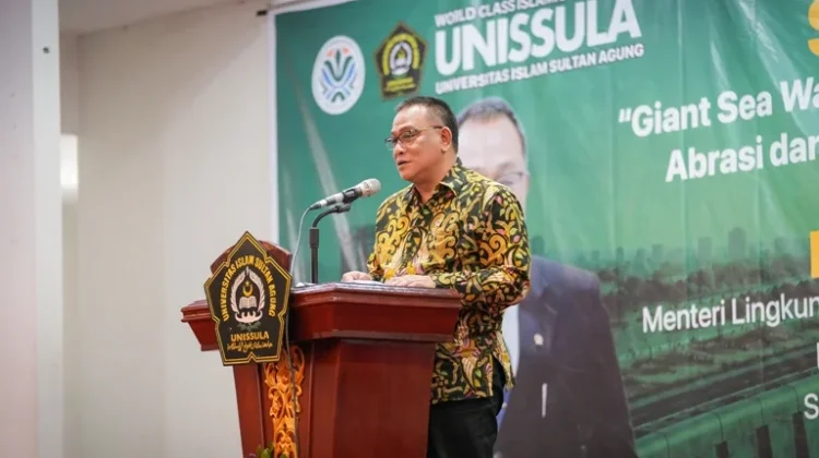 Atasi Banjir Rob Pantura, Menteri LH Dorong Penerapan Pertahanan Pesisir Hibrida