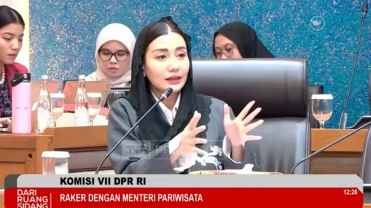 Komisi VII Minta Kemenpar Petakan Perkembangan Pariwisata Negara Tetangga