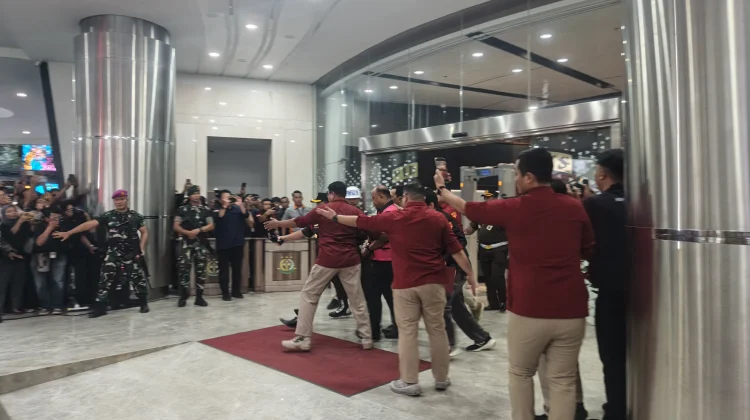 Kejagung Tahan Dadan Hindayana dan Dua Eks Wakil Kepala BGN