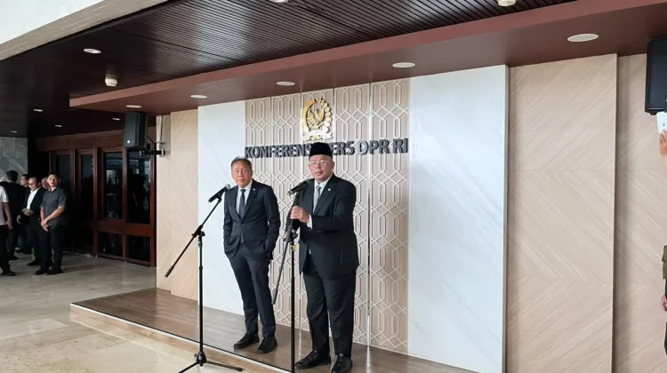 DPR Minta Pemerintah dan BI Segera Konsolidasi Hadapi Pelemahan Rupiah