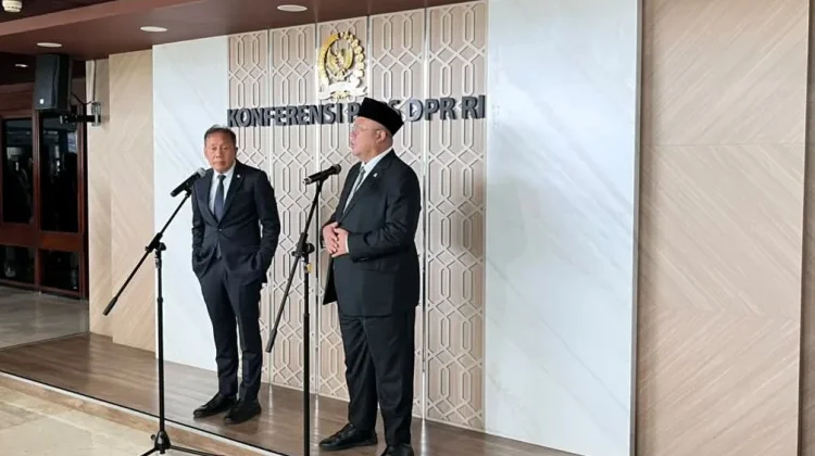 Wakil Ketua DPR: Pelemahan Rupiah Harus Ditangani Serius