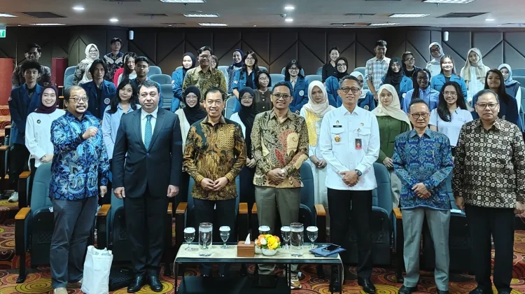 Sebagai Ketua D-8, Indonesia Gelar Diskusi Libatkan Pemuda di Surabaya