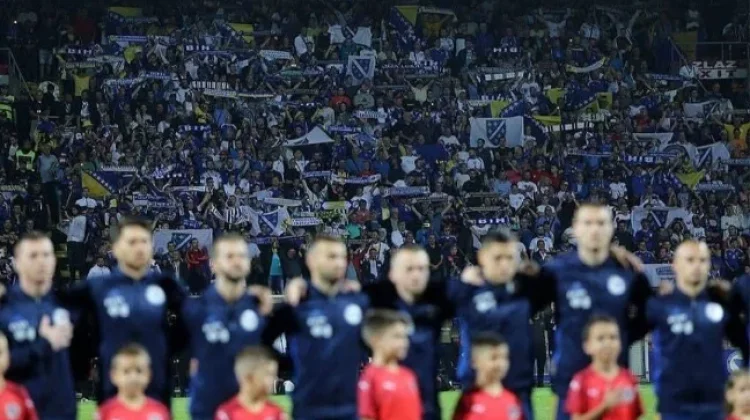 Dukungan  Suporter Fanatik  Jadi Senjata Utama Bosnia