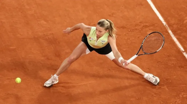 Dari Kualifikasi ke Final, Chwalinska Cetak Sejarah di Roland Garros