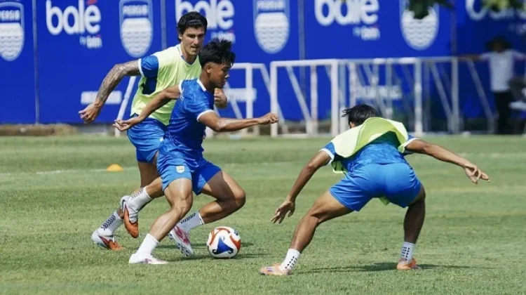 Jadwal Padat Menanti, Persib Mulai Pramusim Juli untuk Dua Kompetisi