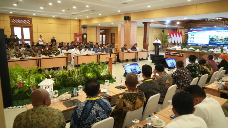 Mendagri Dorong Forkopimda Perkuat Stabilitas Politik dan Keamanan
