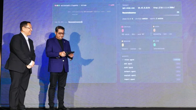 Menteri Ekonomi Kreatif Kenalkan Aplikasi Keamanan Digital Buatan Anak Bangsa