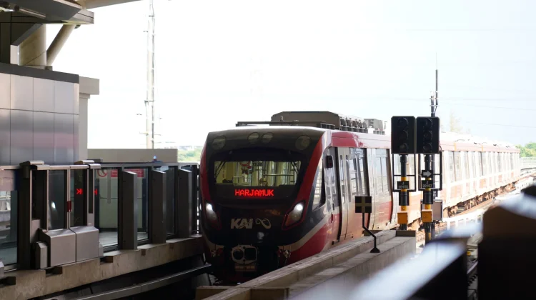 KAI Uji Coba Tambah Frekuensi LRT Jabodebek Mulai 8 Juni