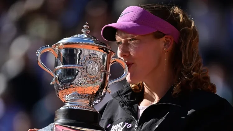 Taklukkan Chwalinska, Andreeva Rebut Gelar Grand Slam Perdana di Roland Garros
