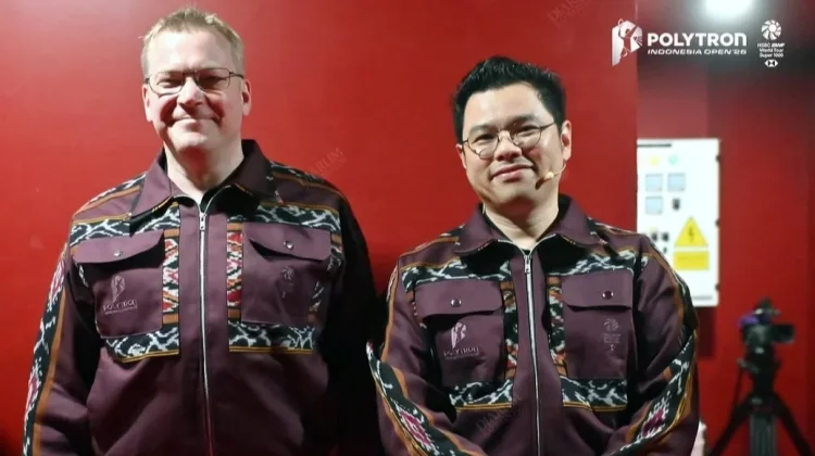 Curi Perhatian, Wasit Indonesia Open 2026 Kenakan Jaket Tenun NTT