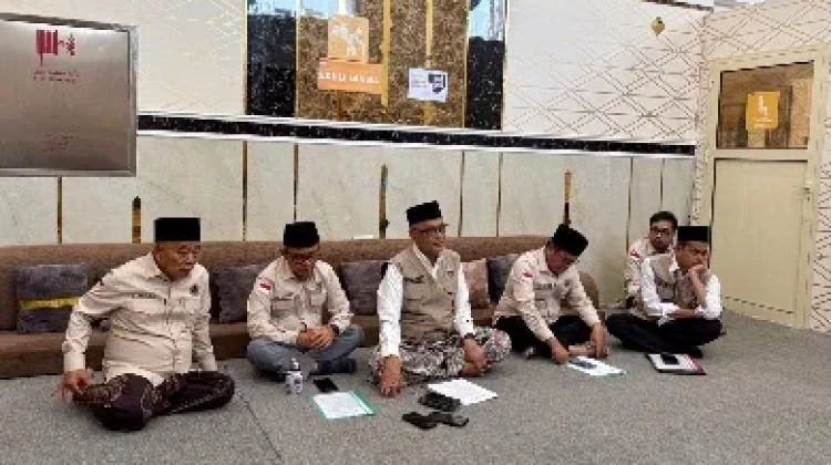 Amirul Hajj Soroti Masalah Kesehatan dan Kepadatan Tenda Mina
