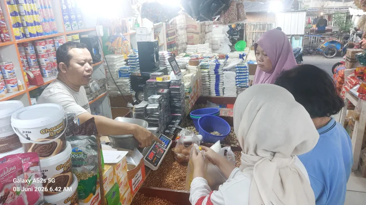 Harga Kebutuhan Pokok di Pasar Kranji Bekasi Alami Kenaikan