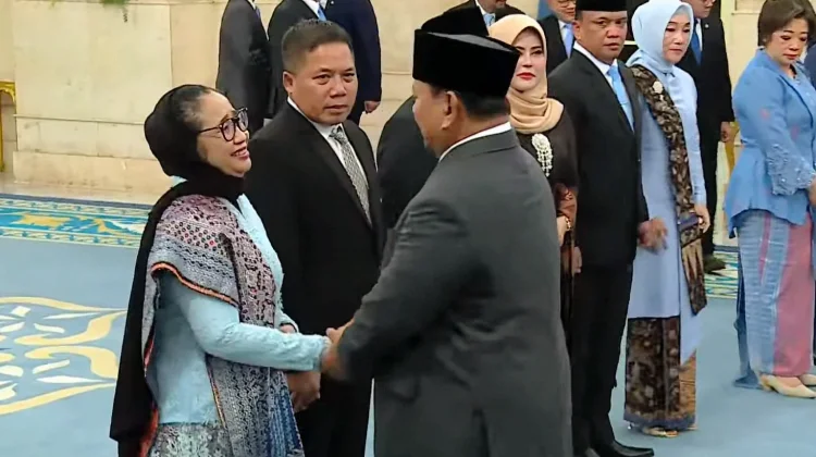 Resmi Dilantik Sebagai Kepala BGN Baru, Ini Profil Nanik Sudaryati Deyang