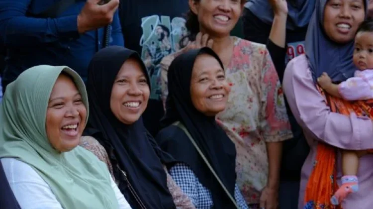 Warga Korban Kebakaran Kemayoran Apresiasi Bantuan Sosial dari Polri