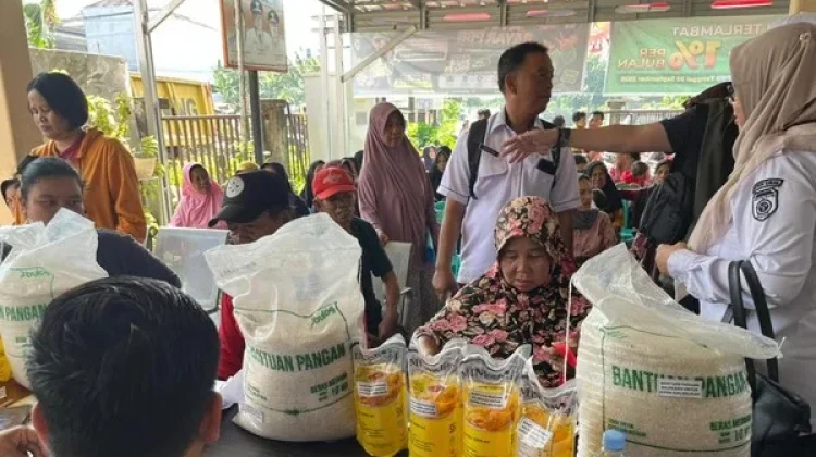 Pemerintah Tambah Bantuan Pangan Beras Tiga Bulan, Disalurkan Juli