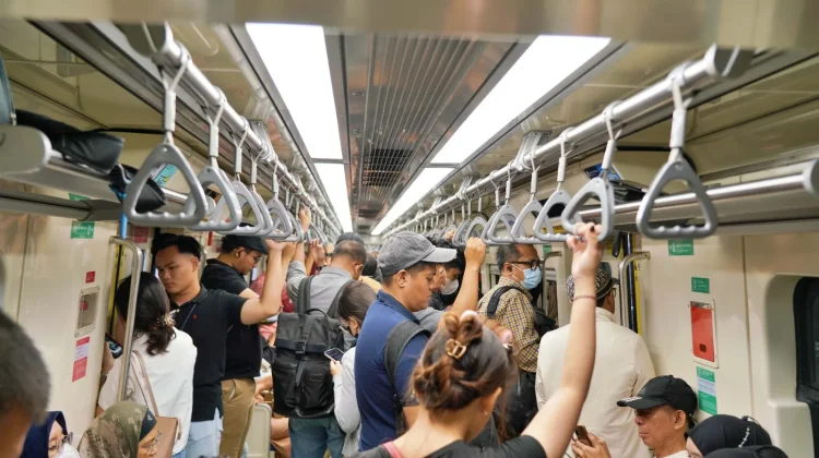 KLB LRT Jabodebek Angkut 2.192 Penumpang Selama Uji Coba